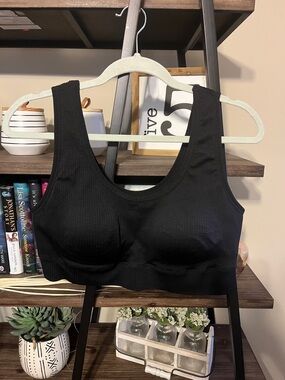 Torrid Curve Ribbed Sports Bra Size 3 Black